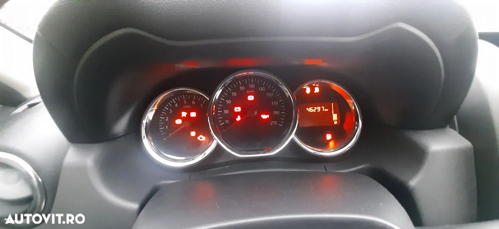 Dacia Duster 1.2 TCe 4x4 Laureate - 8