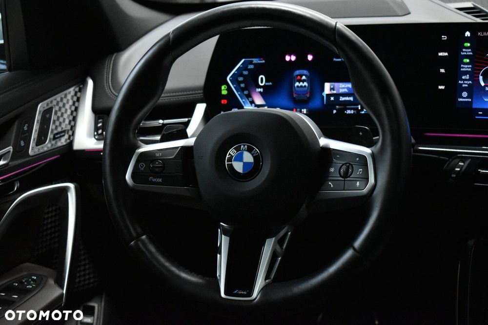 BMW X1 - 13