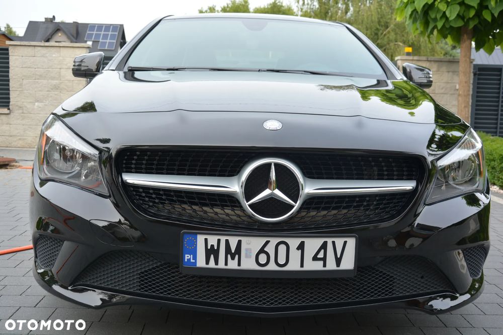 Mercedes-Benz CLA 250 4Matic 7G-DCT StreetStyle - 33