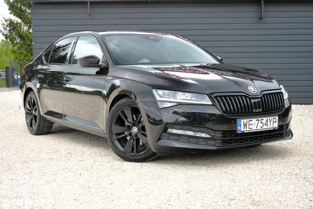 Skoda Superb 2.0 TDI SCR Sportline DSG - 1