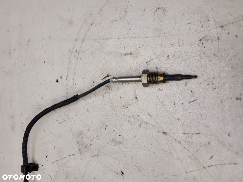 CZUJNIK TEMPERATURY SPALIN AUDI A4 Q7 4M0906088AB - 2