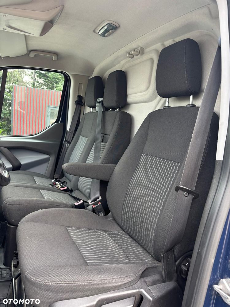Ford Transit Custom - 8