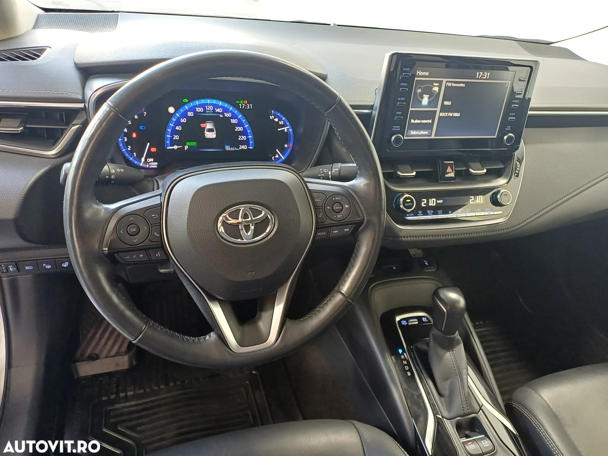 Toyota Corolla Sedan 1.8 HSD Dynamic - 6