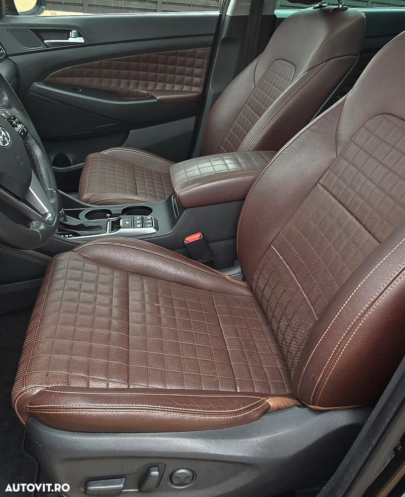 Hyundai Tucson 2.0 CRDI 4WD 6AT Luxury Pack+ - 28