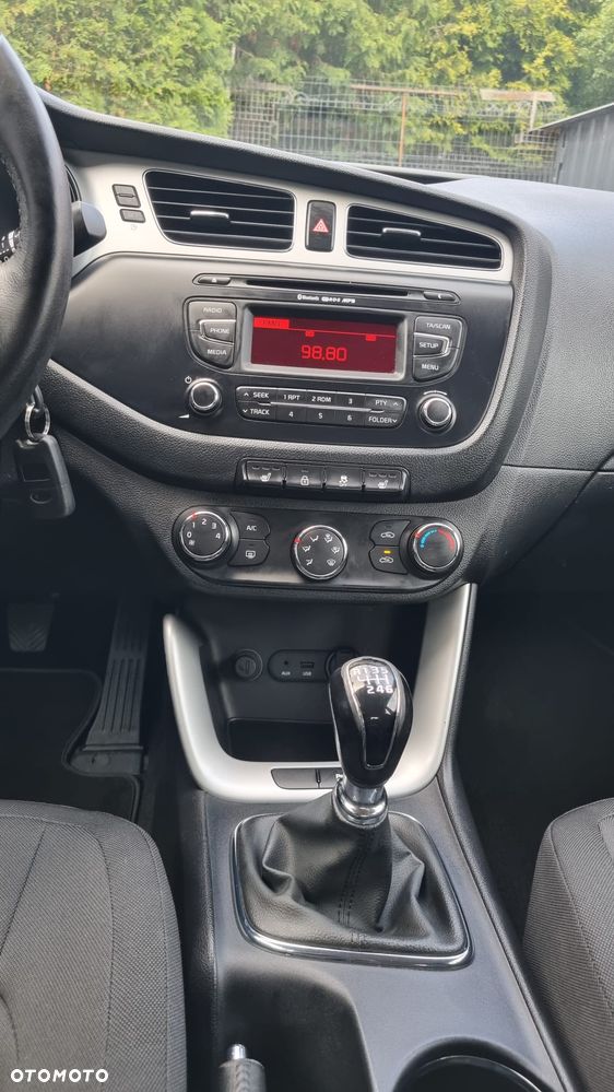 Kia Ceed 1.6 GDI Dream-Team Edition - 25
