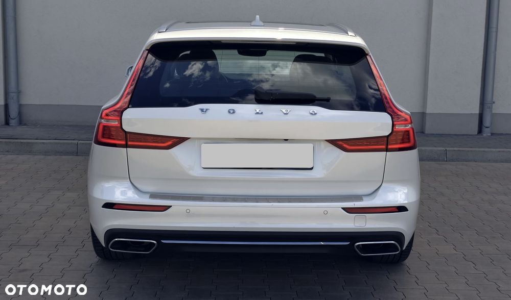Volvo V60 T6 AWD Recharge Geartronic Inscription - 9