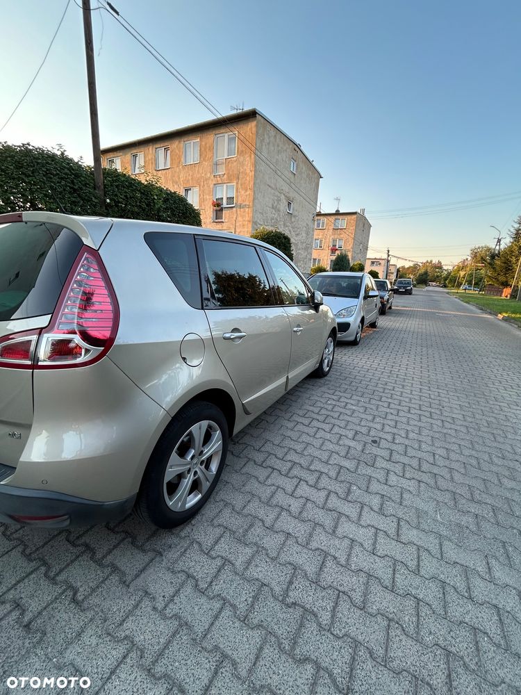 Renault Scenic - 5