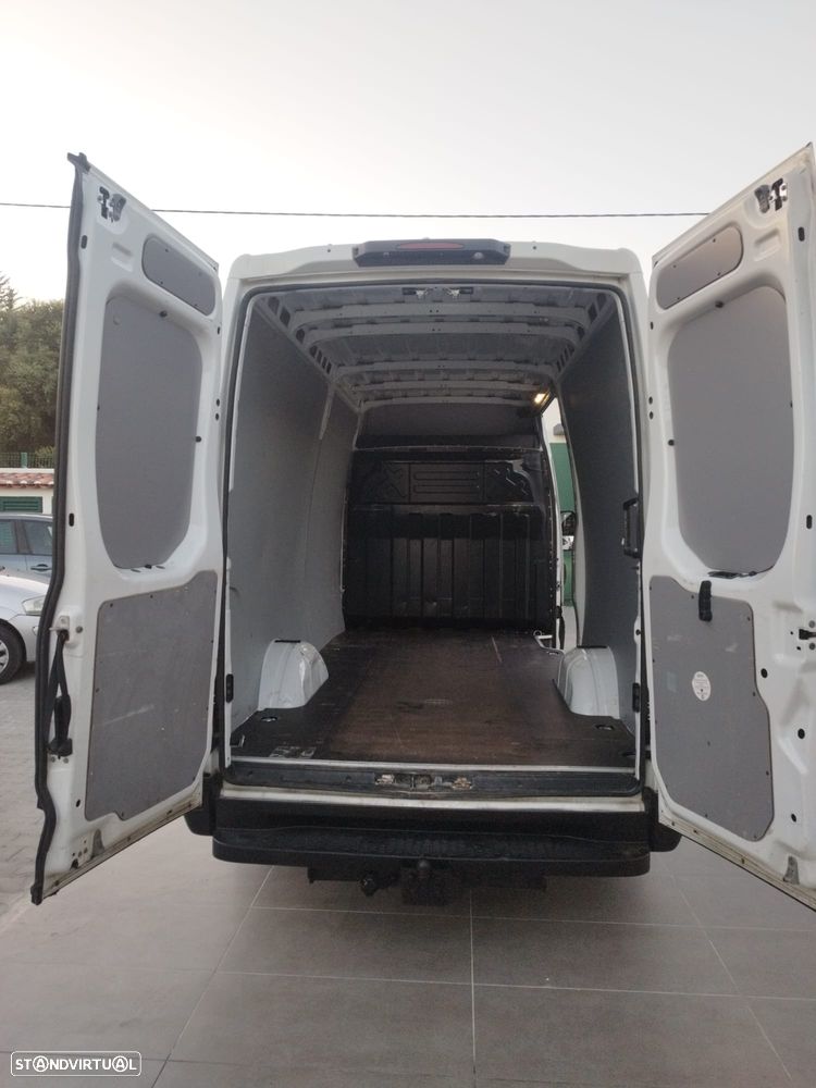 Iveco Daily 35S16 L3H2  Caixa automática 8 velocidades - 8