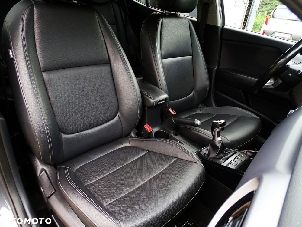 Kia Stonic 1.0 T-GDI 120 Platinum Edition - 19