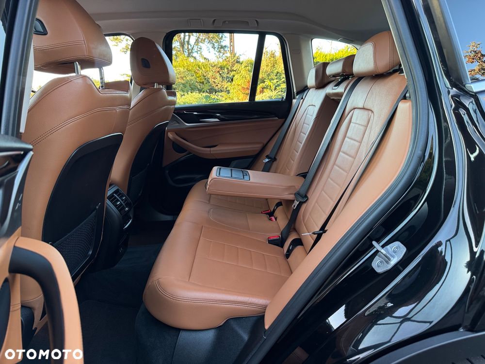 BMW X3 sDrive18d xLine sport - 21