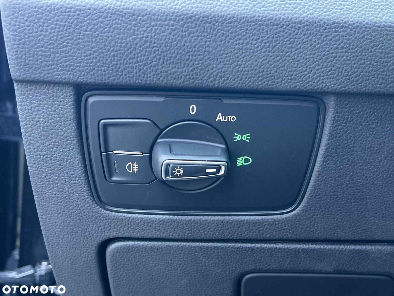 Volkswagen Passat - 19