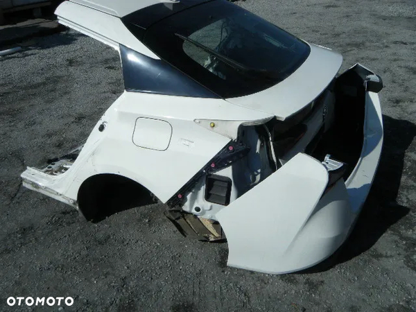 TOYOTA PRIUS IV 15- ćwiartka tył prawa lewa poszycie dupa dach =radom