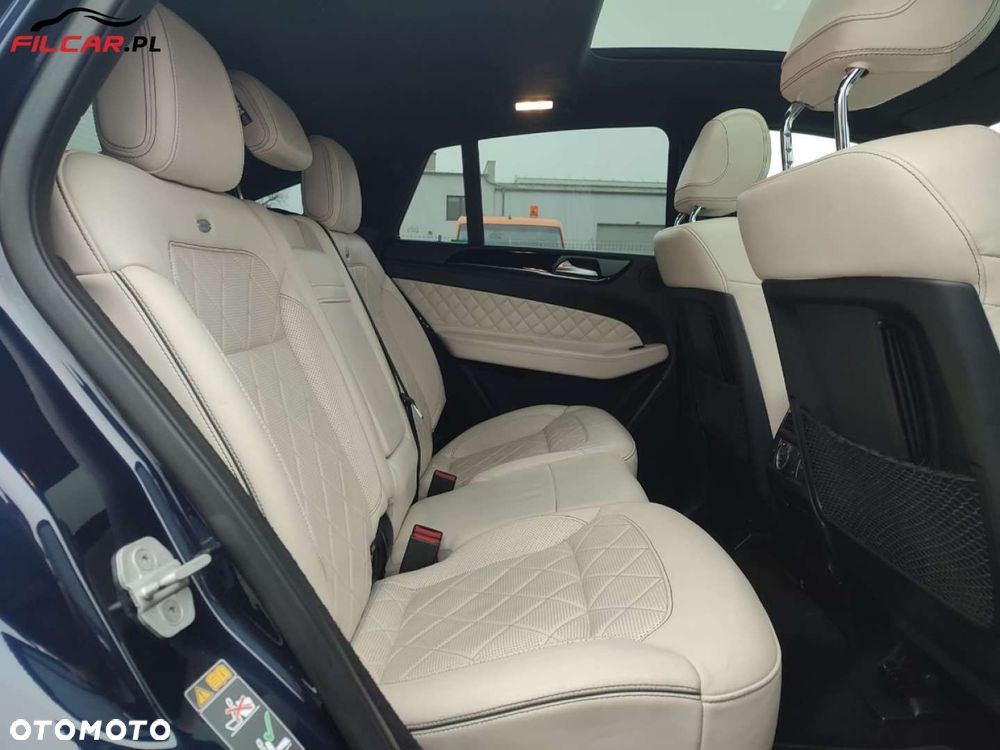 Mercedes-Benz GLE - 12