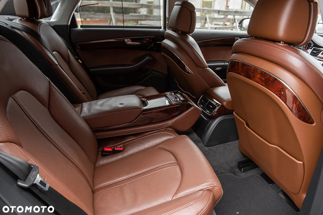 Audi A8 4.2 FSI quattro tiptronic - 33