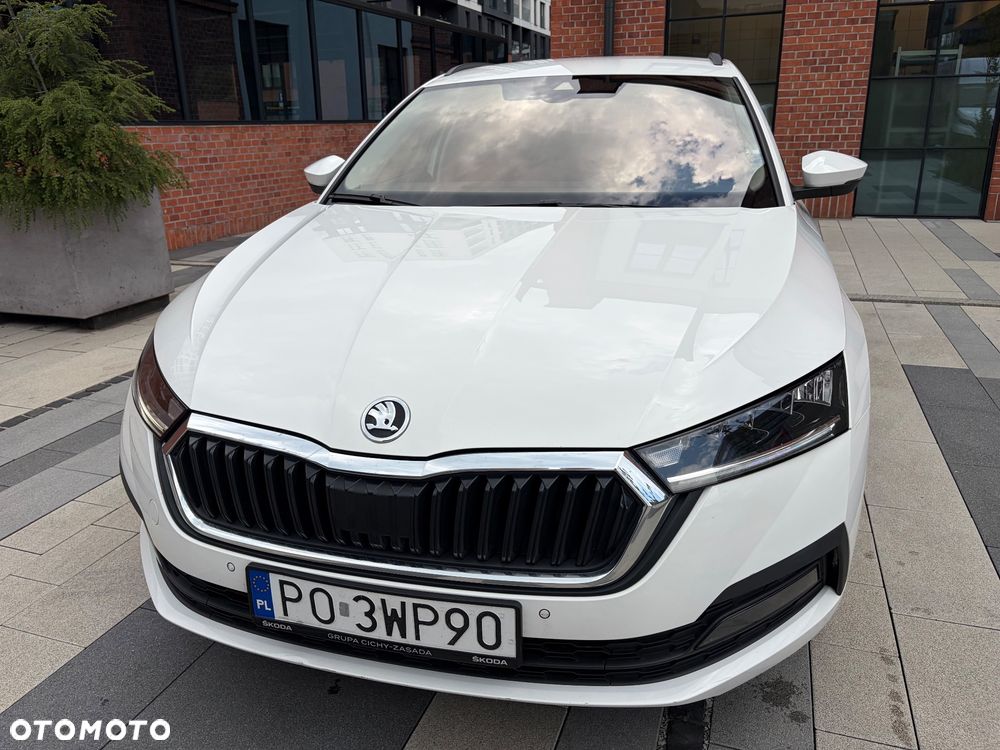 Skoda Octavia 2.0 TDI Ambition DSG - 8