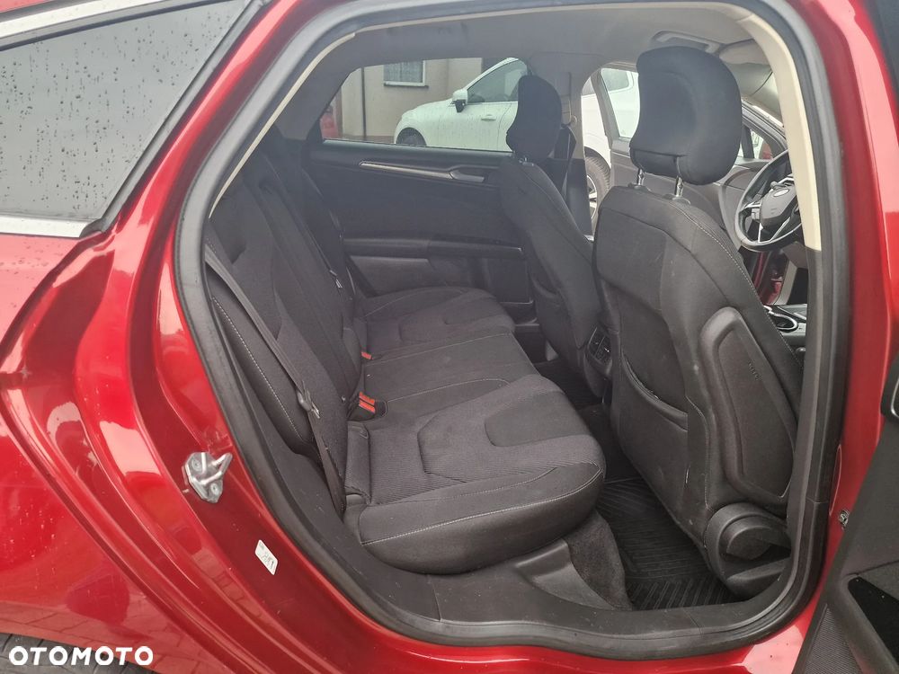 Ford Mondeo 2.0 TDCi Titanium - 9