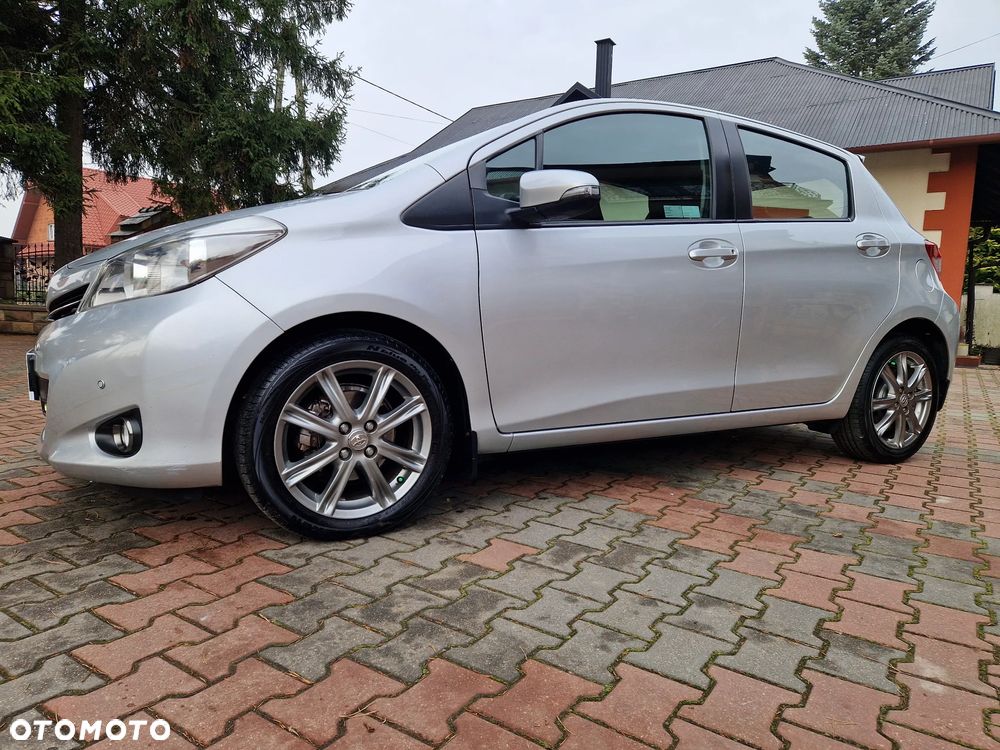 Toyota Yaris 1.33 Premium EU6 - 3