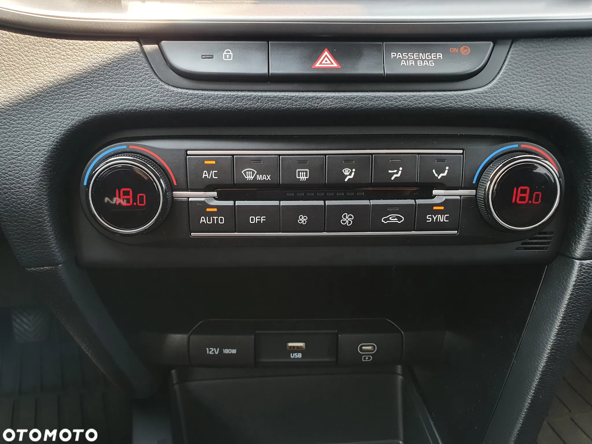 Kia Ceed 1.5 T-GDI M - 30