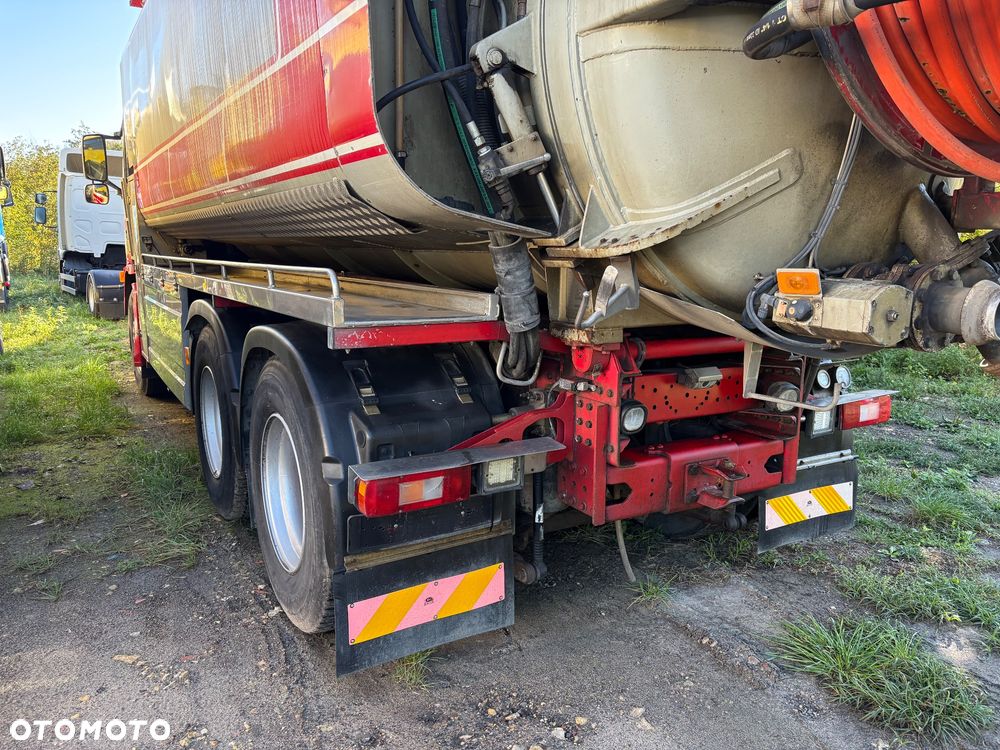 Volvo FM -400 6x4 - 10