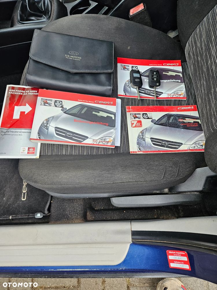 Kia Ceed - 15