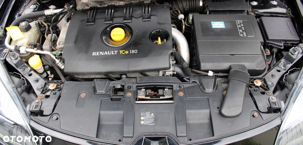 Renault Megane TCe 180 GT - 39