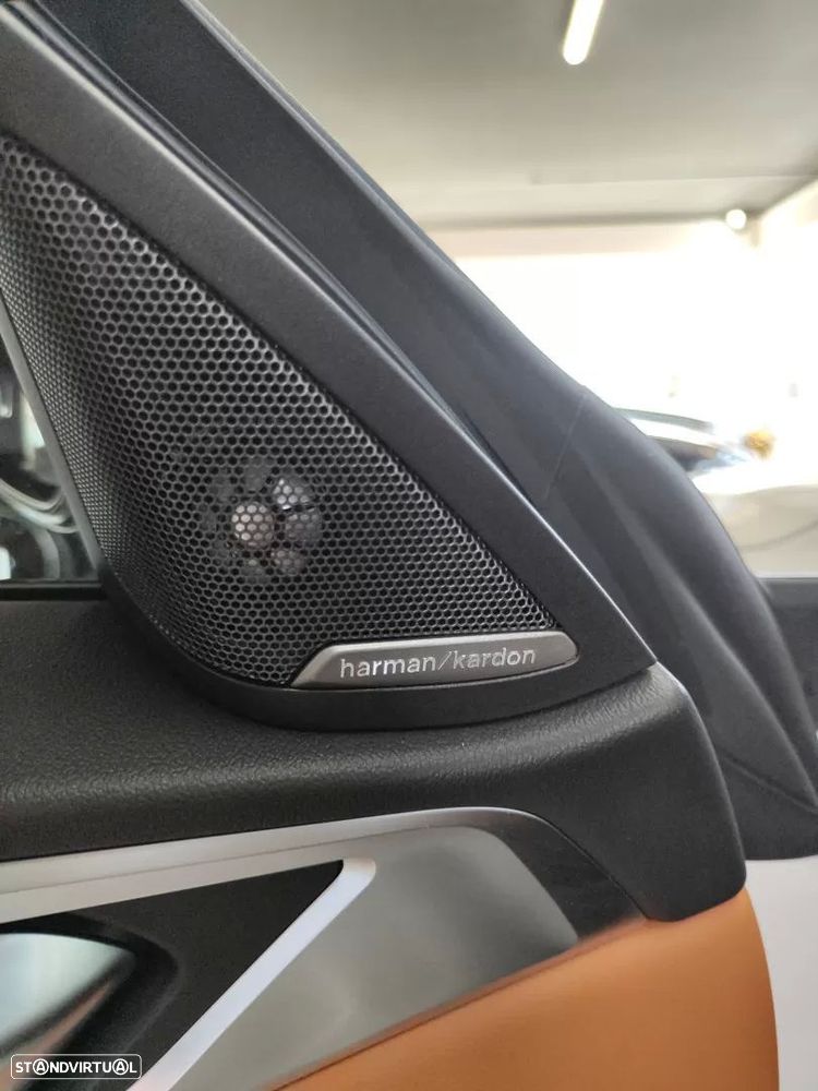 BMW i4 eDrive40 Pack Desportivo M - 23