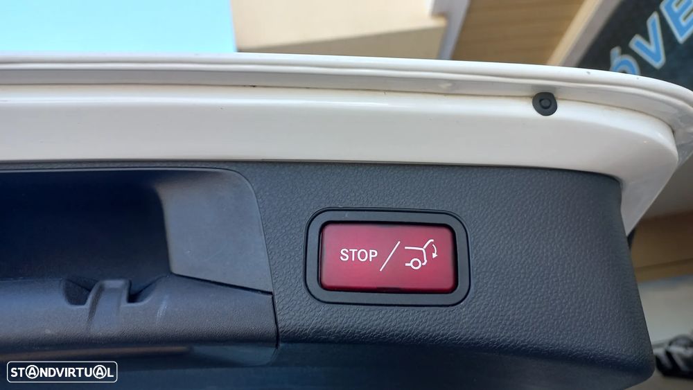 Mercedes-Benz C 300 de T 9G-TRONIC AMG Line - 26