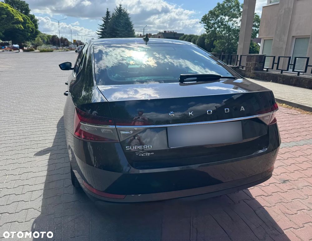 Skoda Superb 2.0 TDI SCR Ambition DSG - 3