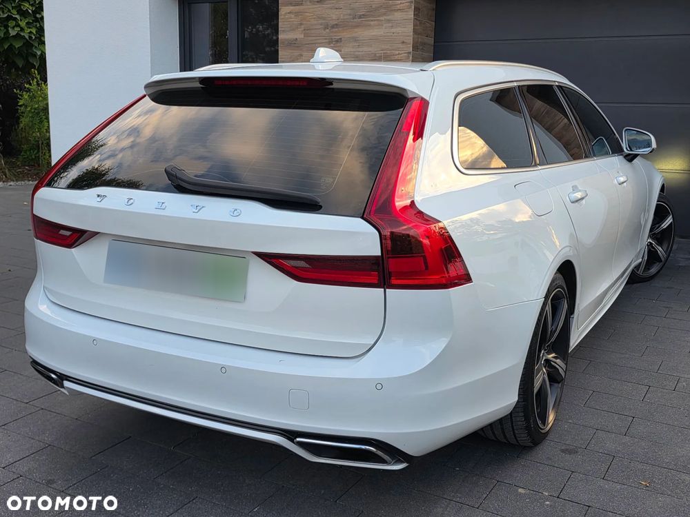 Volvo V90 D5 SCR AWD R-Design - 18