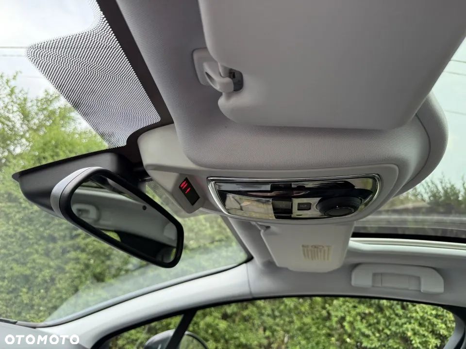 Peugeot 508 SW HDi FAP 140 Allure - 28