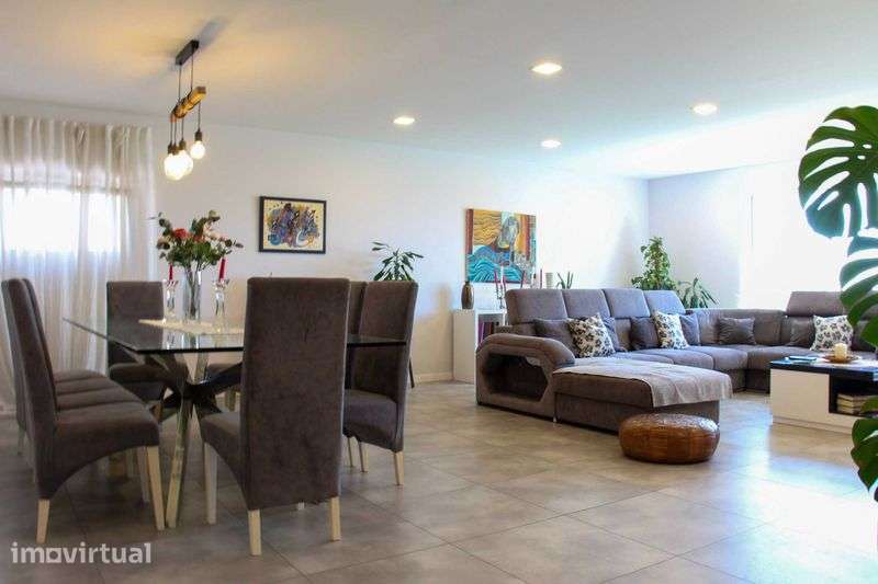 Moradia T5 com Piscina e Jardim - Grande imagem: 3/12