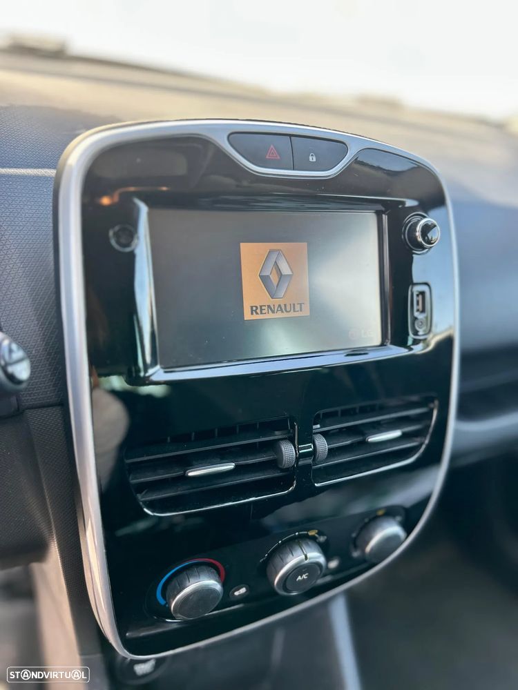 Renault Clio Sport Tourer dCi 90 Dynamique - 8