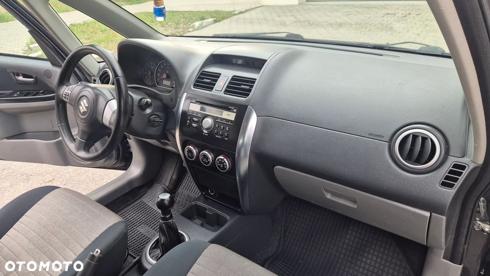 Suzuki SX4 1.6 VVT 4x4 Club - 9