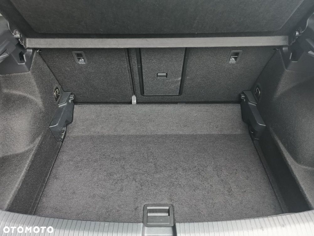 Volkswagen T-Roc 1.5 TSI Life DSG - 9