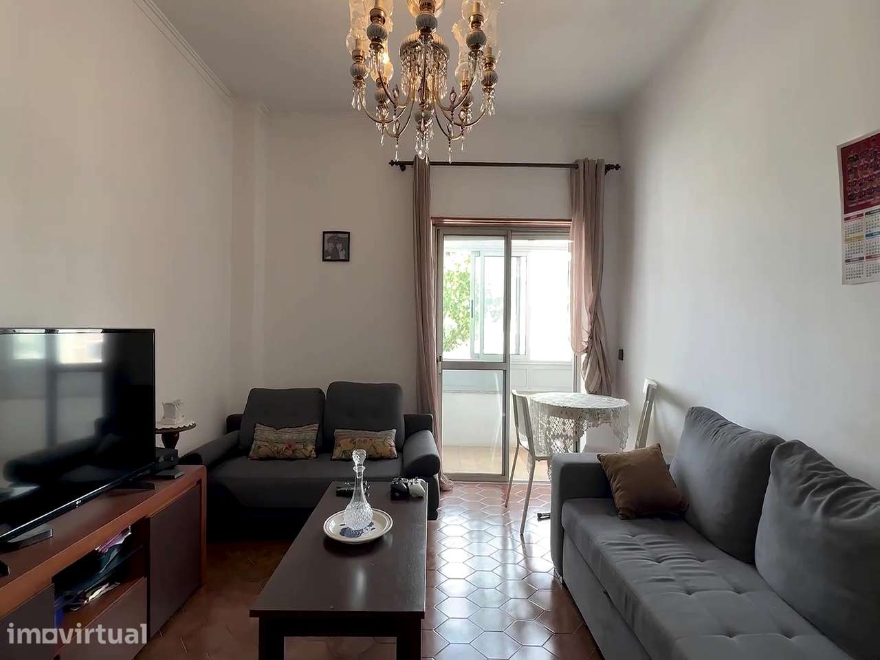 Apartamento T2 com varanda, arrendar em Amora - Grande imagem: 3/20