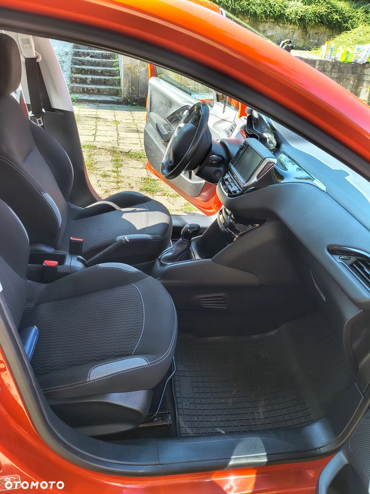 Peugeot 208 1.2 PureTech Active - 8