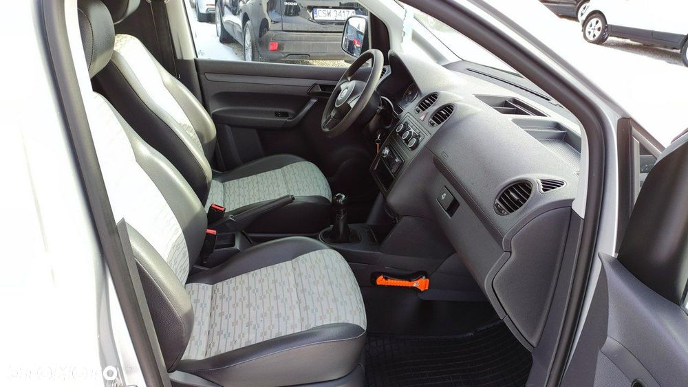 Volkswagen Caddy - 28