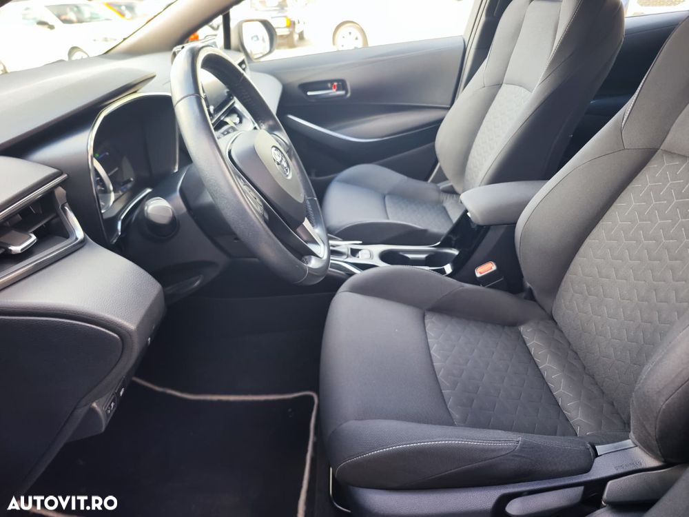 Toyota Corolla 1.8 HSD Business - 16