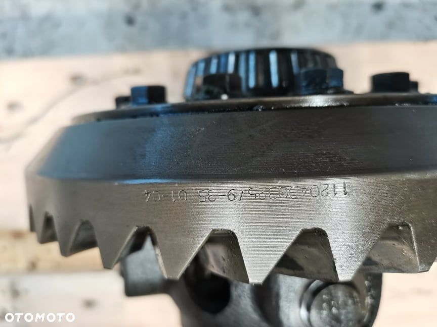 Środek mostu Manitou MLT 629 {Spicer 9X35} - 10