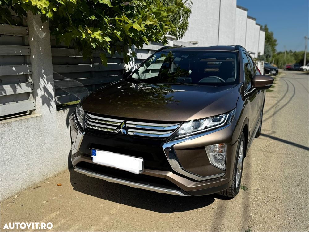 Mitsubishi Eclipse-Cross 1.5-litre 16-valve DOHC MIVEC 4X4 Invite+ Aut. - 1