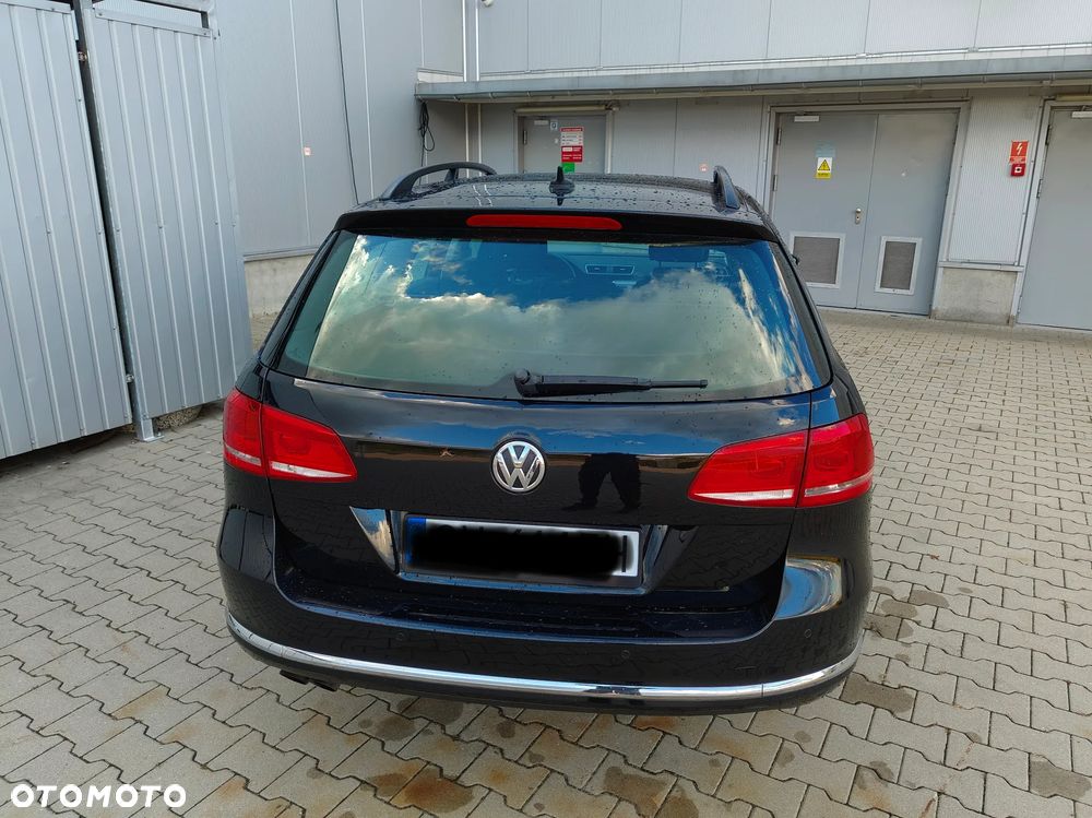 Volkswagen Passat Variant 2.0 TDI BlueMotion Technology Highline - 18