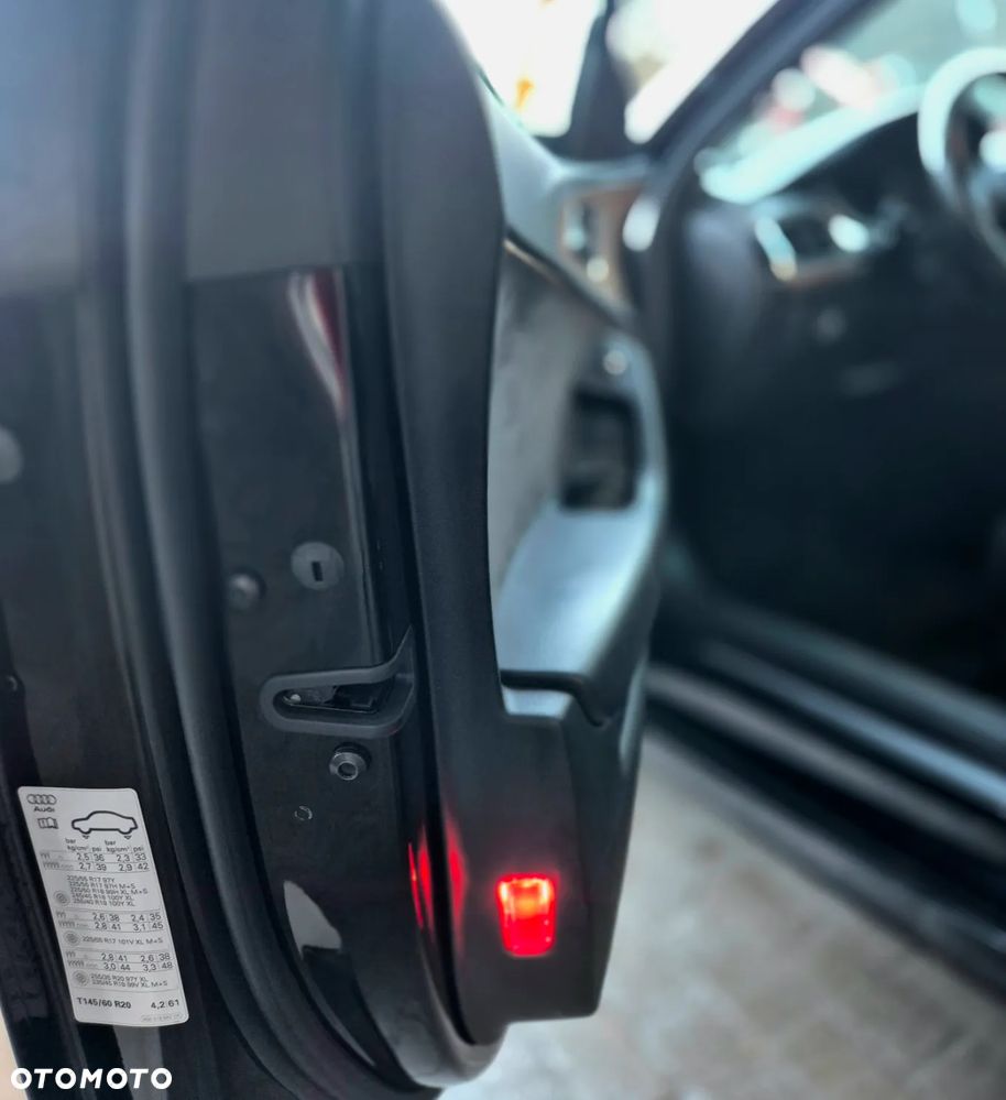 Audi A6 Avant 3.0 TDI quattro S tronic - 24