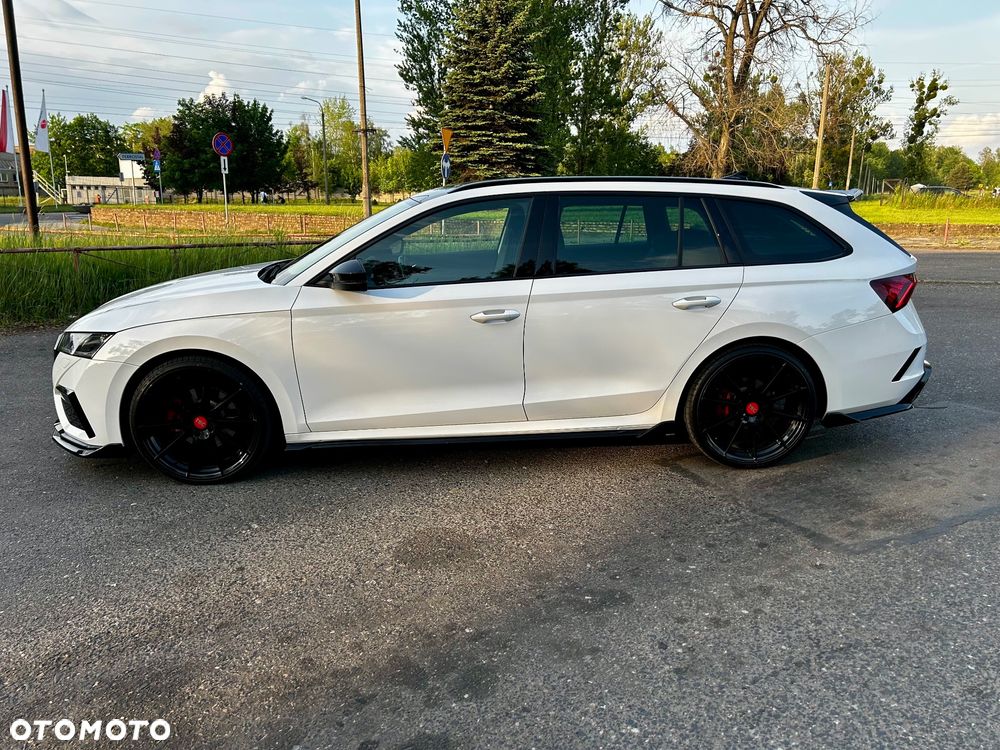 Skoda Octavia 2.0 TDI RS DSG - 4