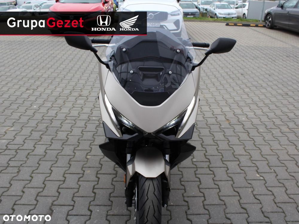 Honda NSS - 10