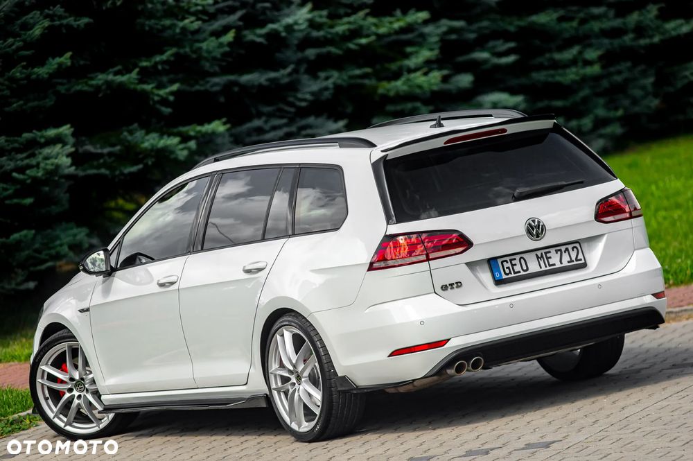 Volkswagen Golf GTD 2.0 TDI SCR DSG - 17