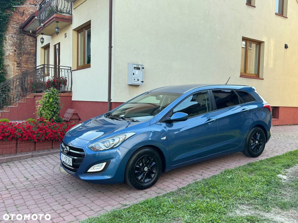 Hyundai i30 1.6 Premium - 1