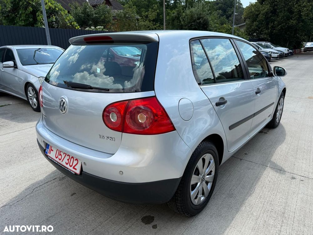 Volkswagen Golf - 4