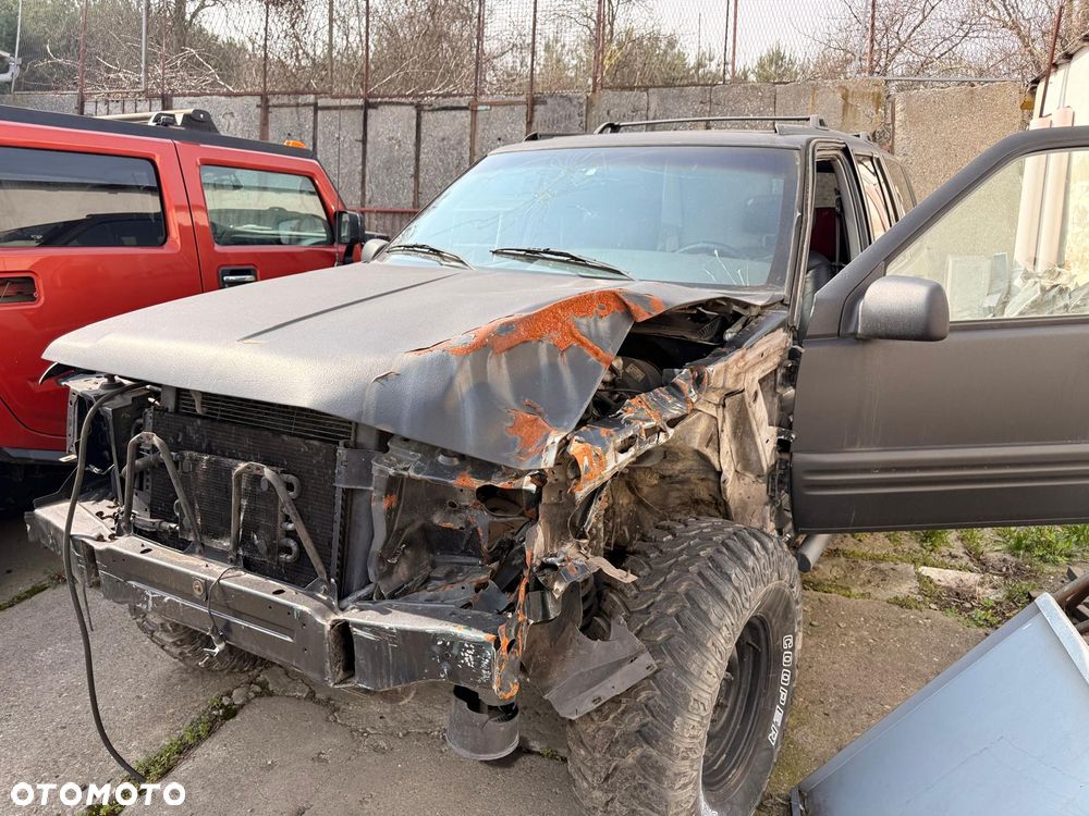 Jeep Grand Cherokee - 17