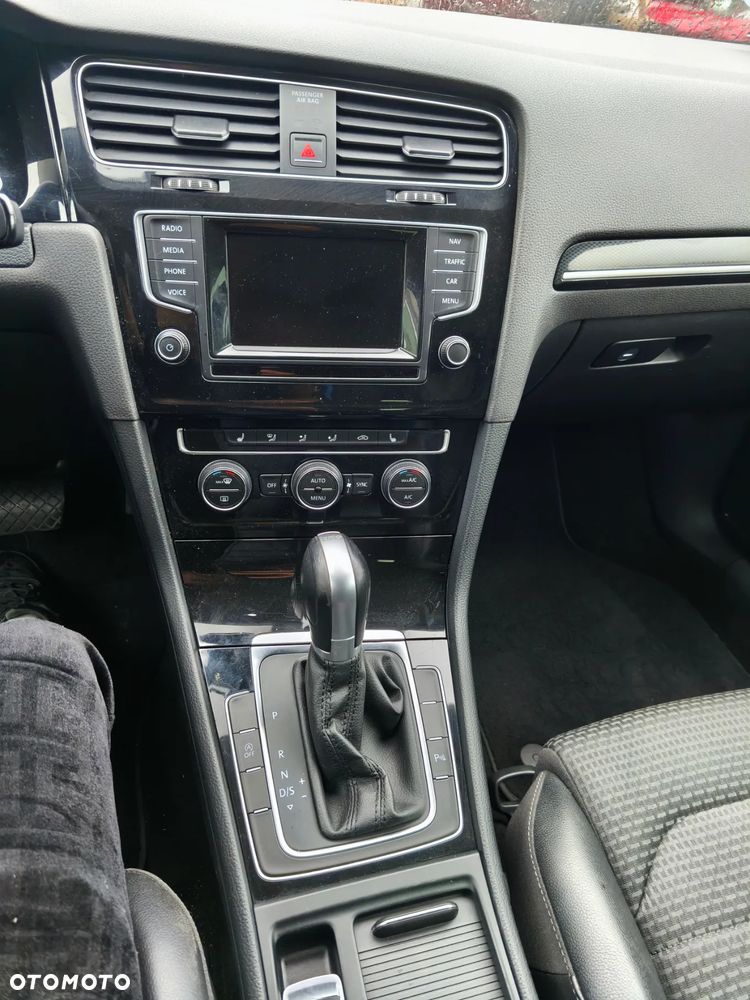 Volkswagen Golf Variant 1.4 TSI BlueMotion Technology DSG Comfortline - 15