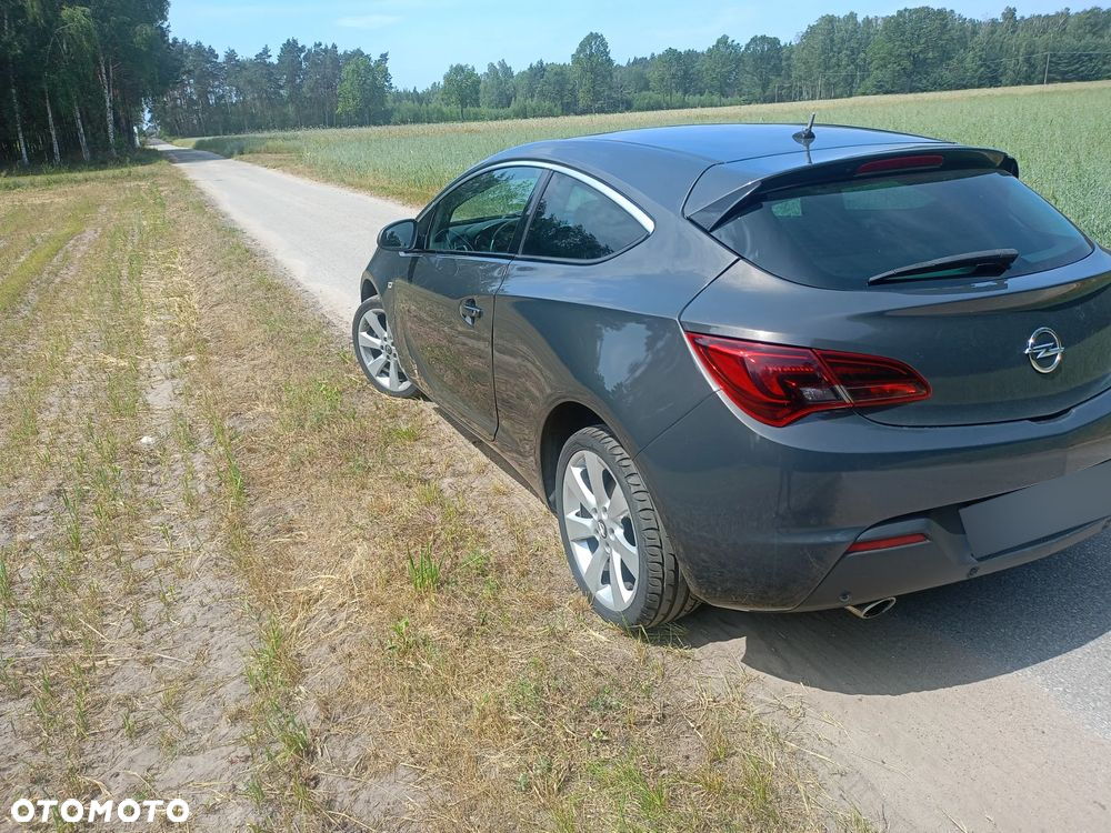 Opel Astra IV GTC 1.4 T Sport - 7